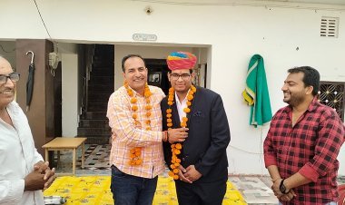 नागौर जिले के डेगाना क्षेत्र के ग्राम चुई के रवि प्रकाश नें राजस्थान लोक सेवा आयोग के द्वारा जारी व्याख्याता गणित परीक्षा के जारी परिणाम में ऑल राजस्थान में प्रथम रेंक प्राप्त कर राजस्थान टॉपर बने.