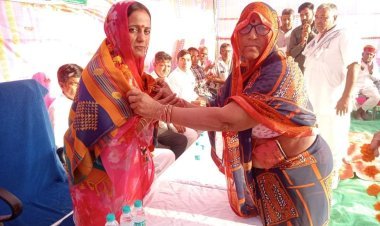 भाजपा और कांग्रेस प्रत्याशीयो ने किया जनसपंर्क।