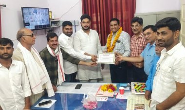 भामाशाह ने किया अस्पताल में टीन शेड निर्माण की घोषणा 