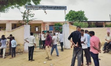 पेट्रोल और चाकू लेकर शिक्षा के मंदिर में घुसा शख्स,  महिला शिक्षक पर हमला, 2 टीचर घायल।