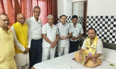 गर्भस्थ शिशु संरक्षण समिति के शिष्टमंडल ने किया राधा कृष्ण महाराज का स्वागत