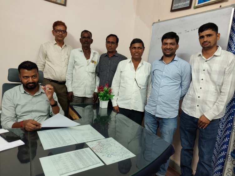 जायल पंचायत समिति में  नव नियुक्त विकास अधिकारी  यादव ने कार्यभार ग्रहण किया।