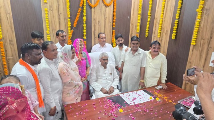 जायल नगरपालिका अध्यक्ष कमलेश लोमरोड़ ने संभाला पदभार,  पार्षदों का हुआ स्वागत,